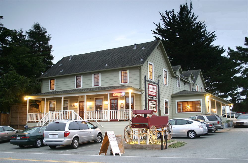 Valley Ford Hotel Екстериор снимка