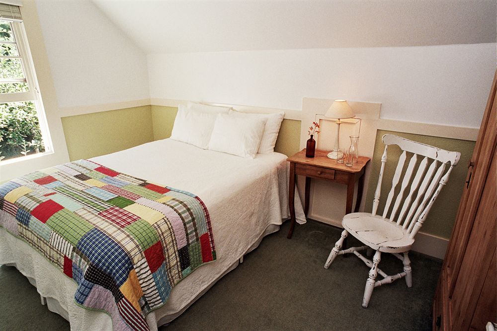 Valley Ford Hotel Стая снимка